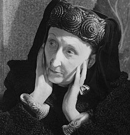 Edith Sitwell in 1952, wearing her self-designed 'Tudor' clothes. Photograph: Terry Fincher/Getty